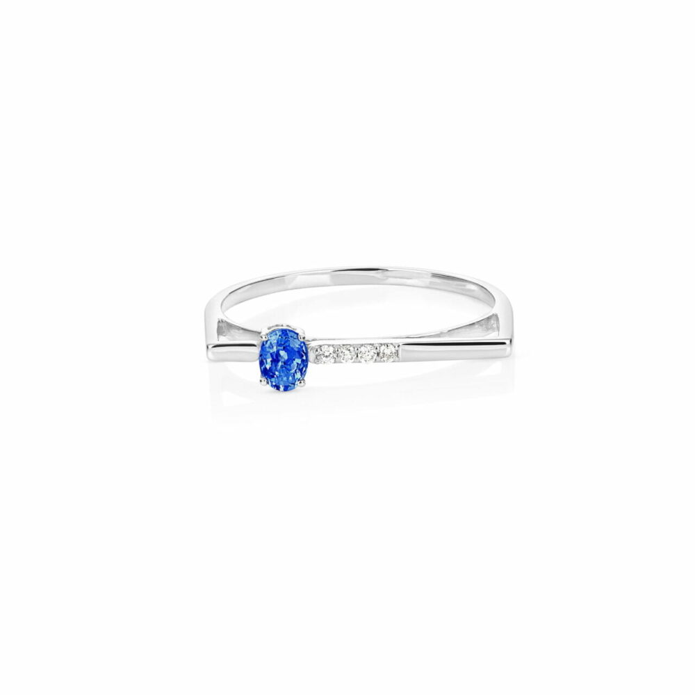 แหวน Duang Kaew Sapphire 18K Whitegold ดีไซน์เรียบหรู